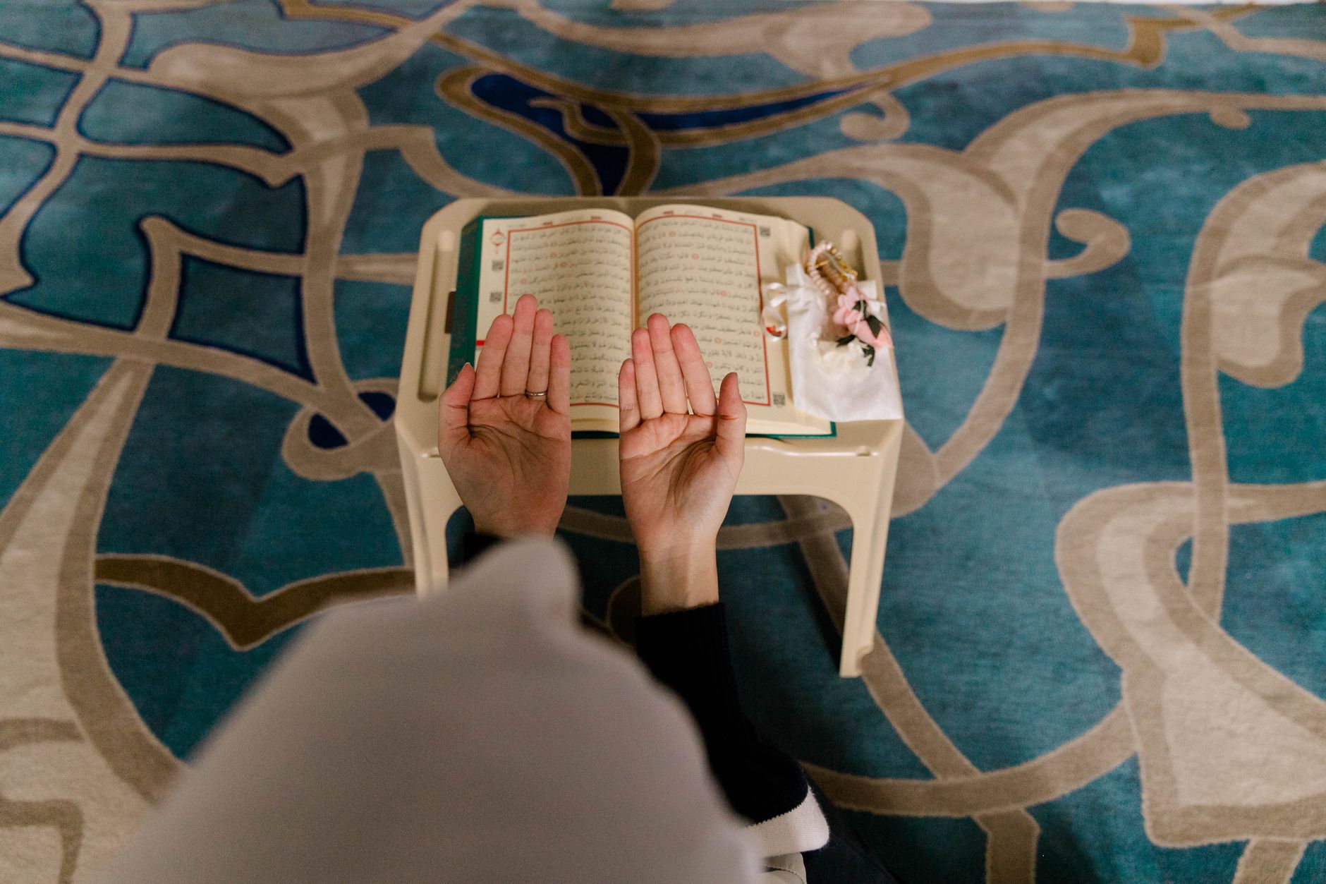 Doa-Doa Penting Saat Umroh: Panduan Ringkas